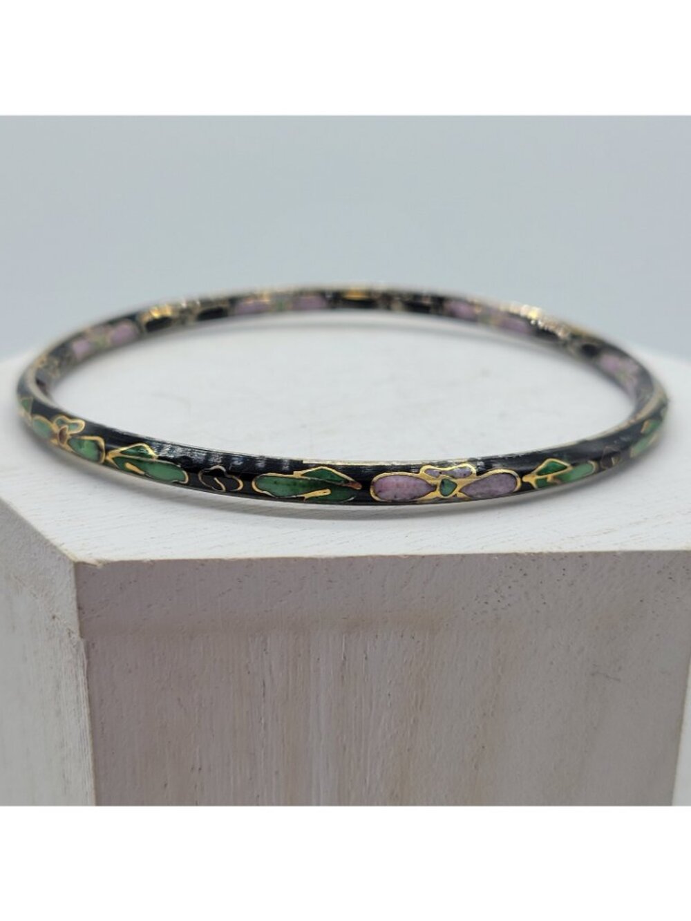 Vintage Cloisonne Black Bangle Bracelet 8" Layering Stacking - Picture 2 of 3